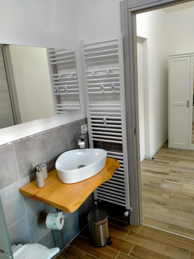 Suite Room Malpensa B&B Cardano Al Campo Exterior photo