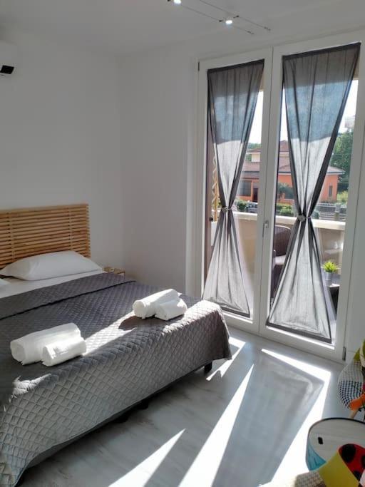 Suite Room Malpensa B&B Cardano Al Campo Exterior photo